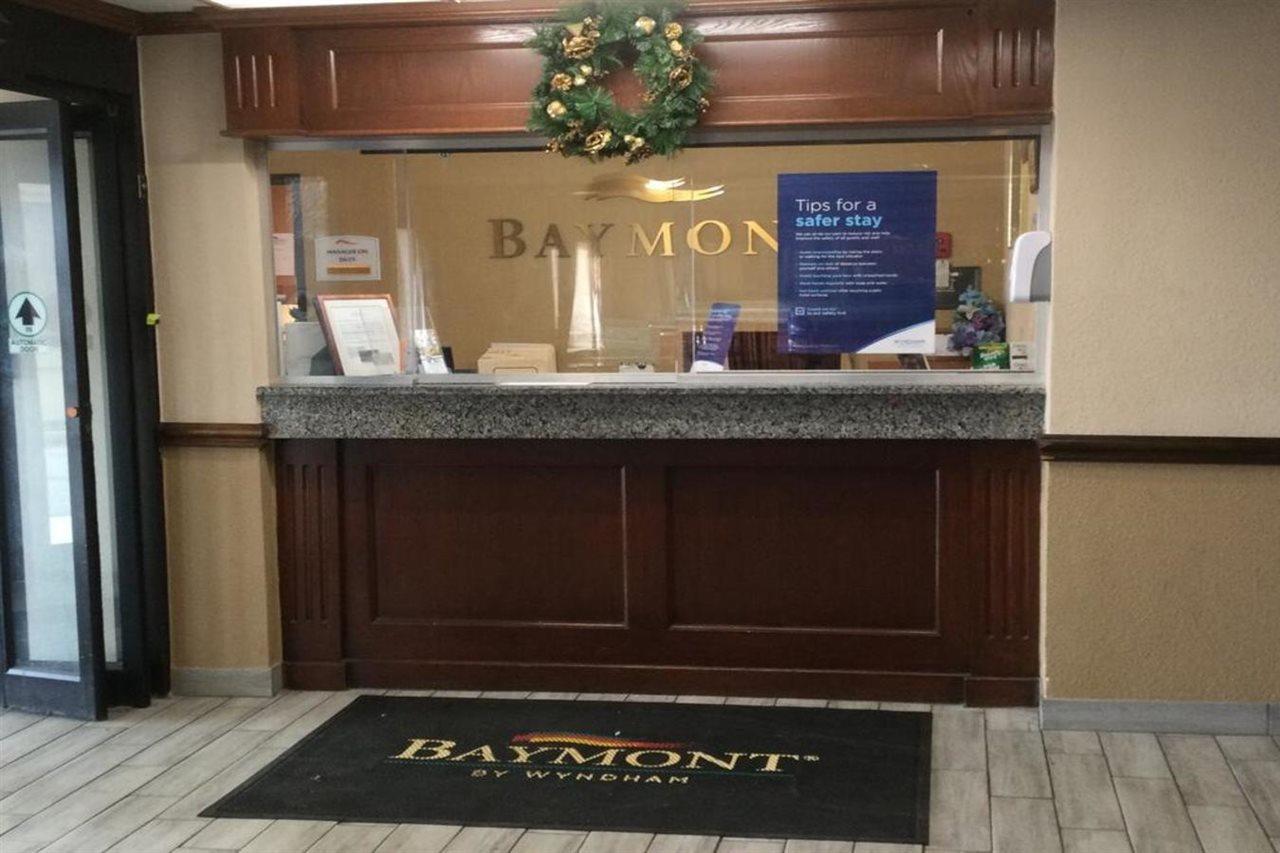 Baymont By Wyndham Detroit/Roseville Exteriör bild